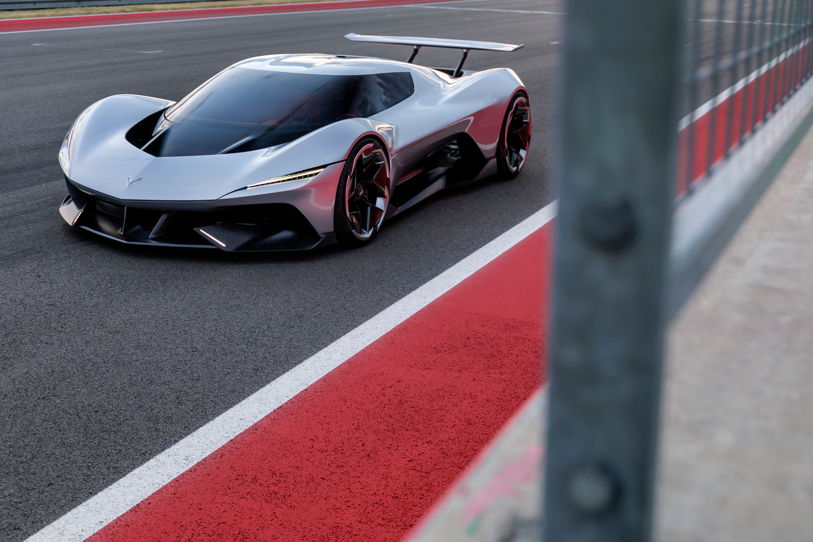 SMALL_chevrolet-2025-concept-CX-Front-3-4-View-Wing-Up